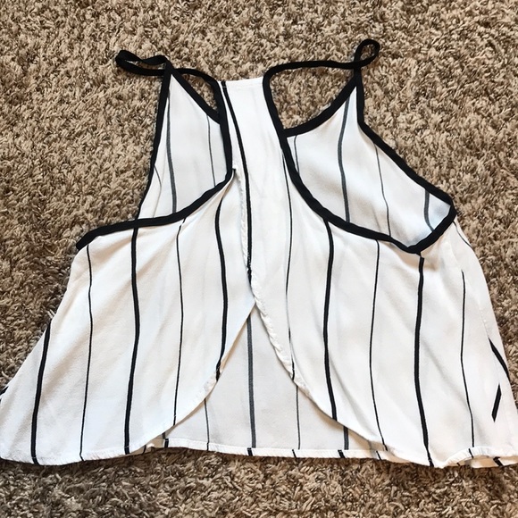 Crop Top - Picture 3 of 3